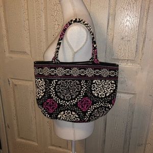 |DONATING SOON| Small/Medium sized Vera Bradley